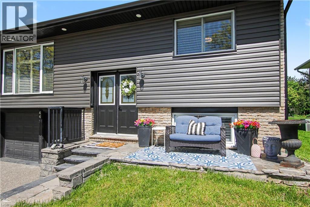 44 OAKHURST Crescent thumbnail 6