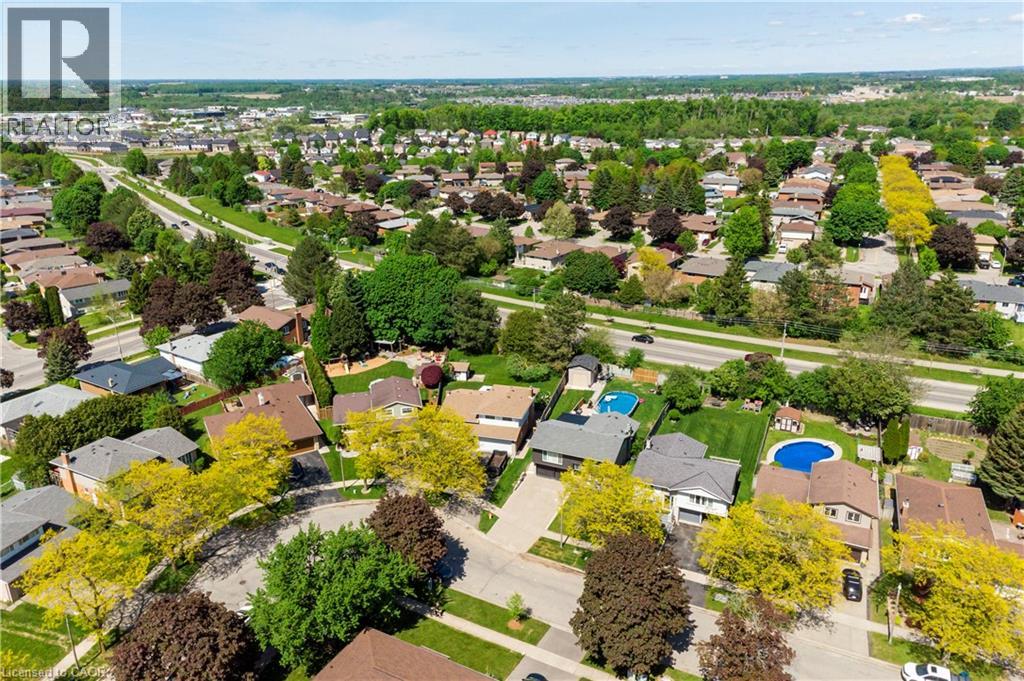 44 OAKHURST Crescent thumbnail 36