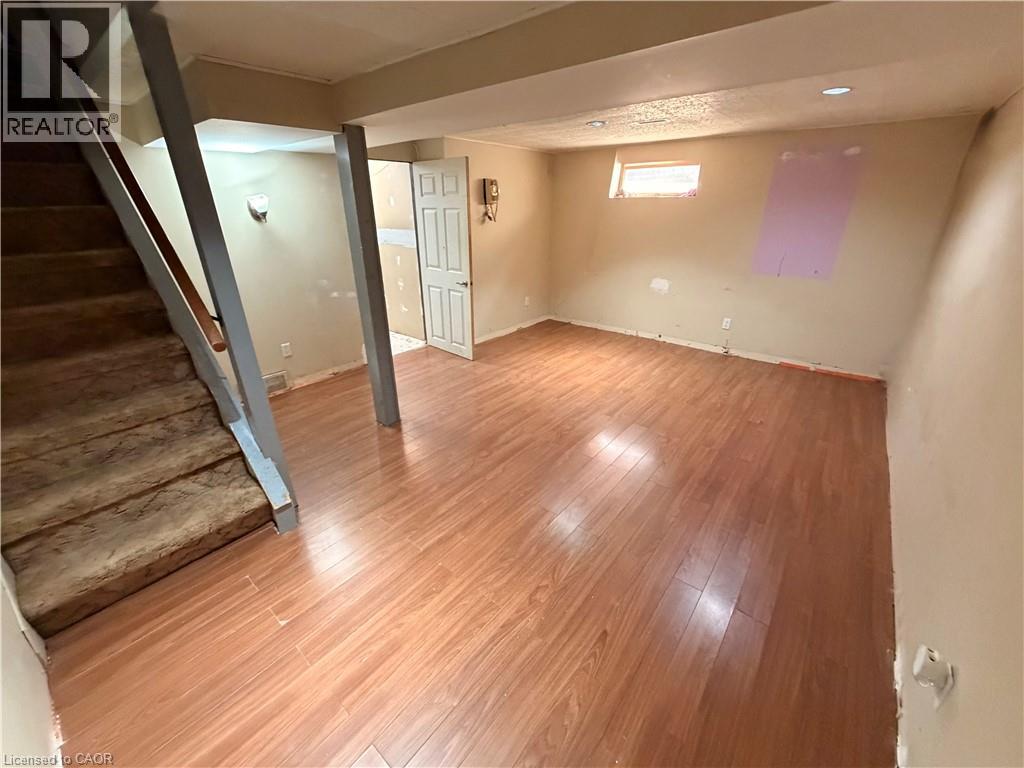 43 FOREST GLEN Crescent thumbnail 14