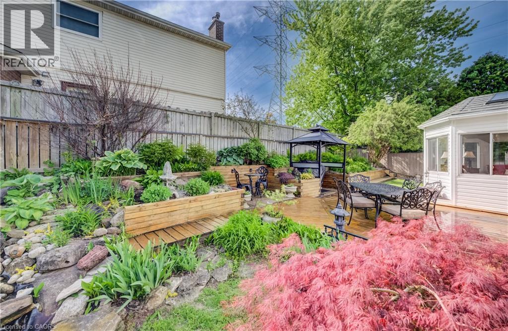 135 ROYAL ORCHARD Drive thumbnail 46