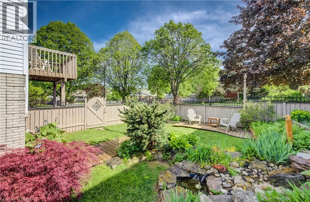 135 ROYAL ORCHARD Drive thumbnail 41