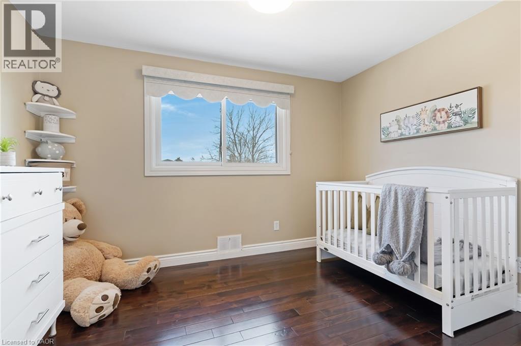 86 MCGARRY Drive thumbnail 32