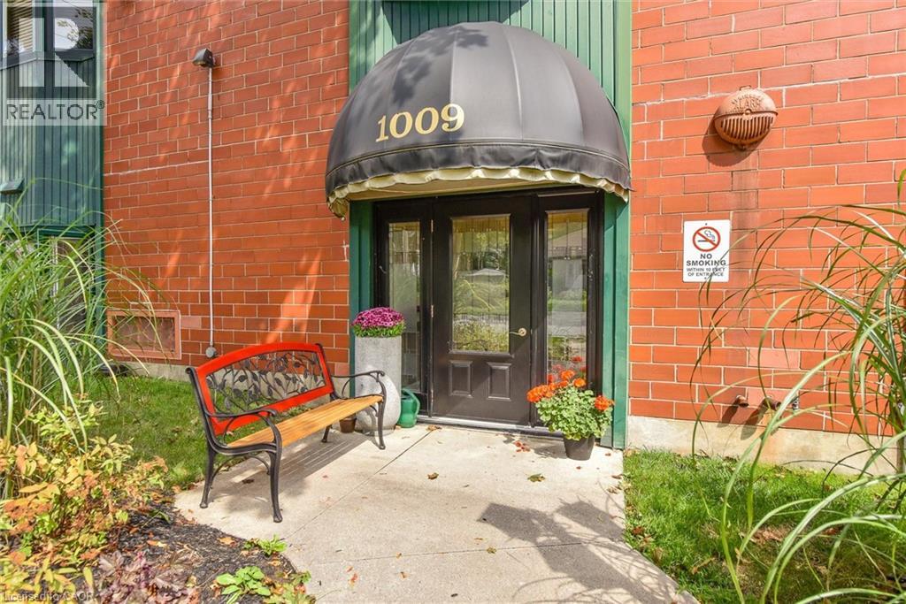 1009 QUEENSTON Road Unit# 216