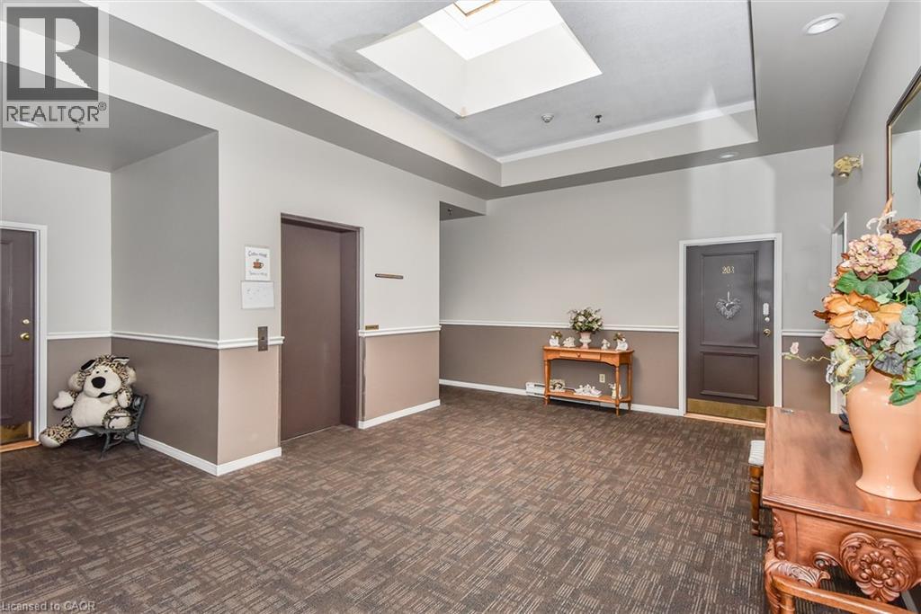 1009 QUEENSTON Road Unit# 216 thumbnail 38