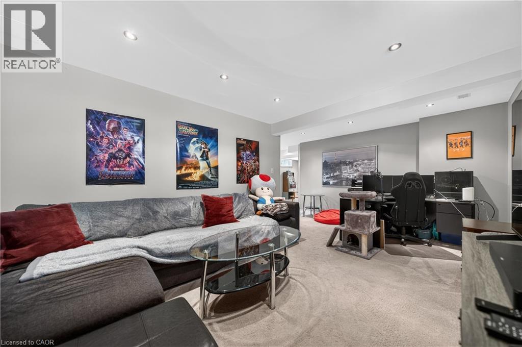 63 PENTLAND Drive thumbnail 39