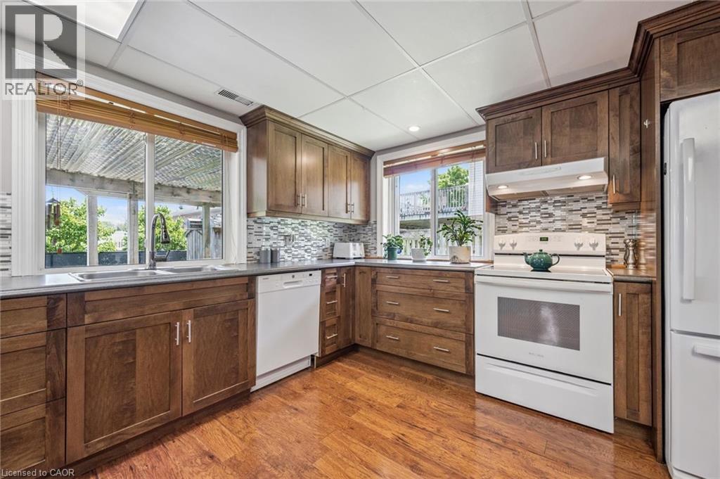 15 ZINKANN Crescent thumbnail 34