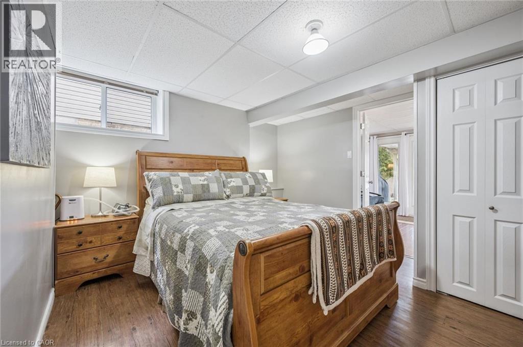 15 ZINKANN Crescent thumbnail 38