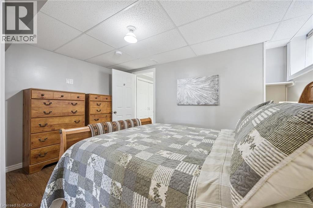 15 ZINKANN Crescent thumbnail 39