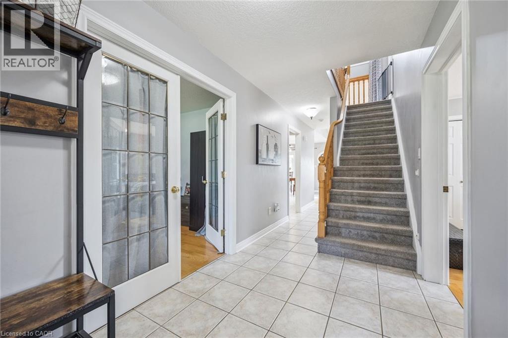 15 ZINKANN Crescent thumbnail 7