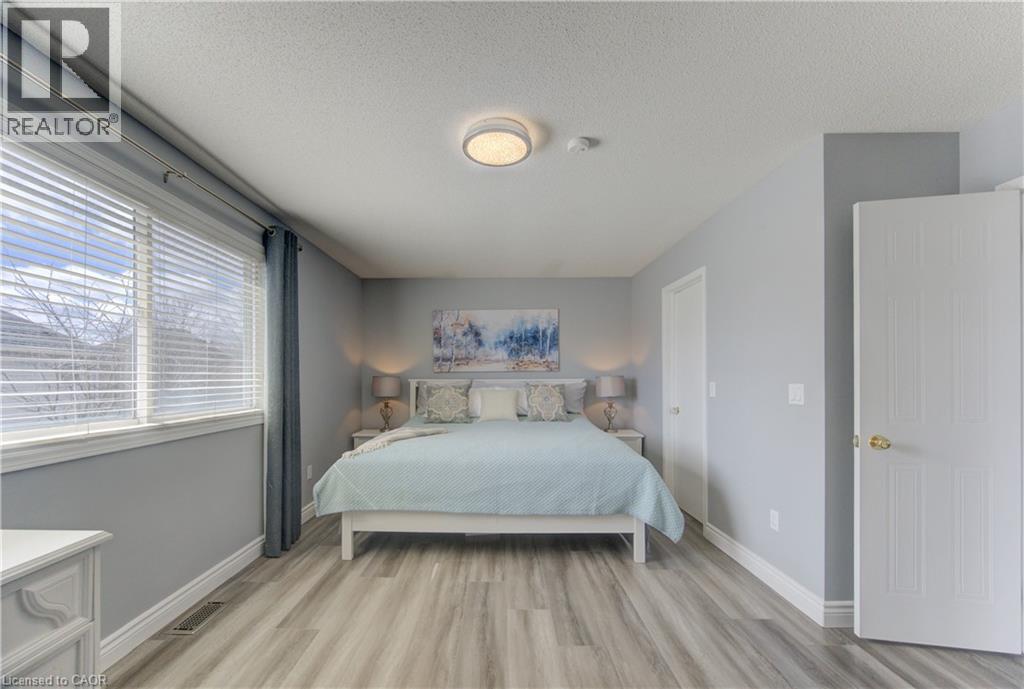 31 ADLER Drive thumbnail 30