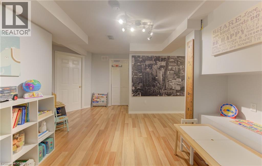31 ADLER Drive thumbnail 35