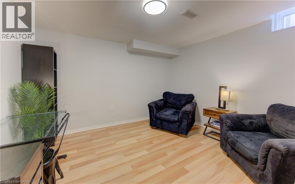 31 ADLER Drive thumbnail 41
