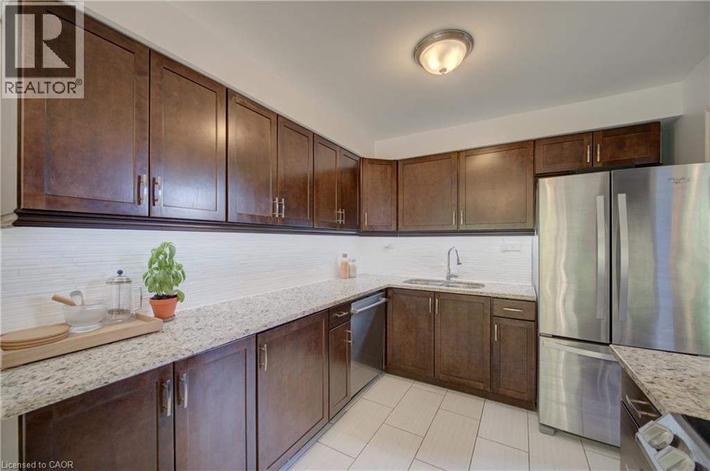 375 HOLIDAY INN Drive Unit# 9 thumbnail 10