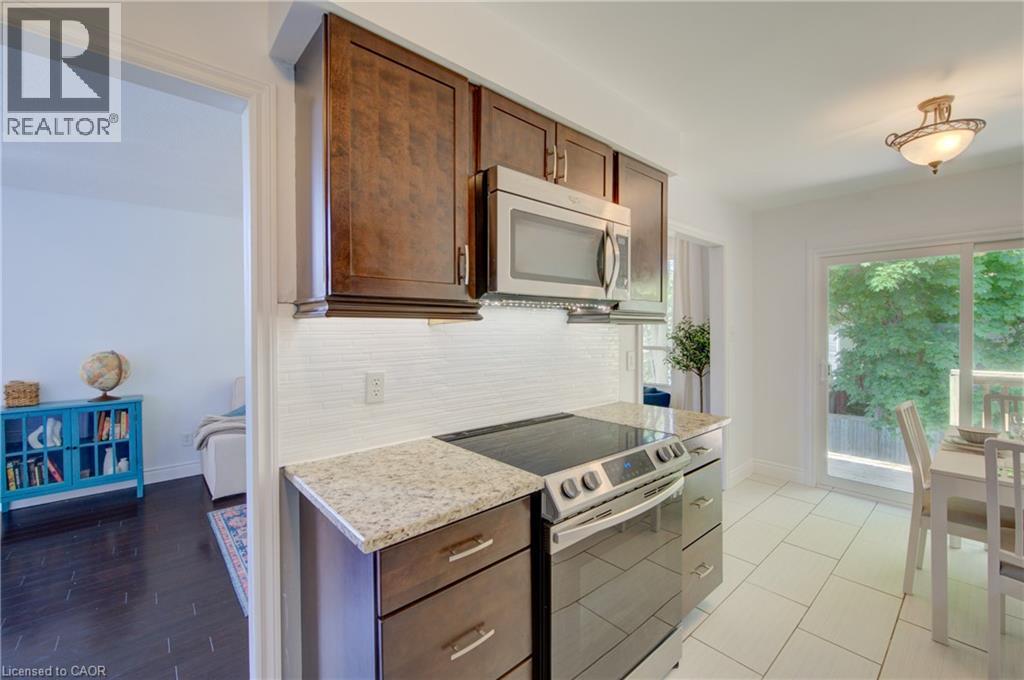375 HOLIDAY INN Drive Unit# 9 thumbnail 12