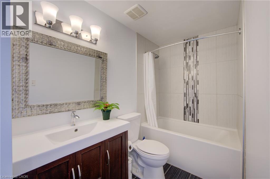 375 HOLIDAY INN Drive Unit# 9 thumbnail 17