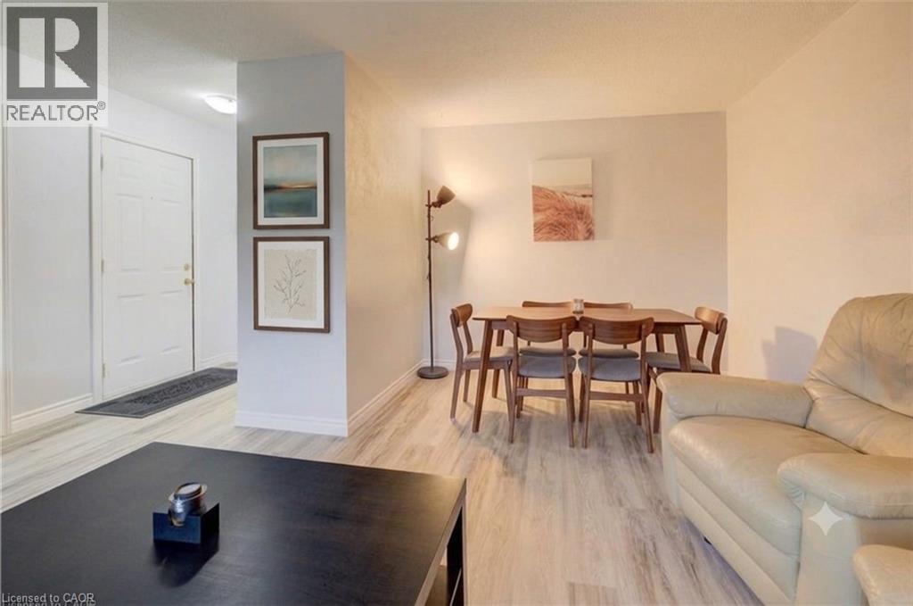 19 HILLBROOK Crescent thumbnail 8