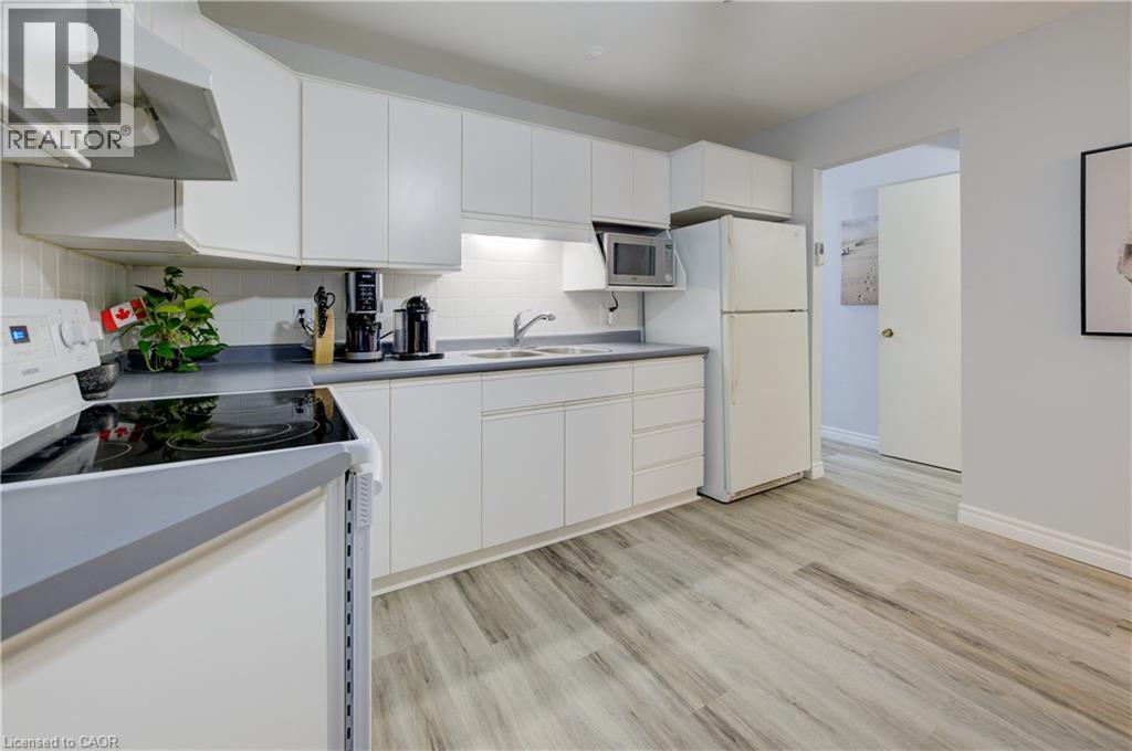 19 HILLBROOK Crescent thumbnail 12
