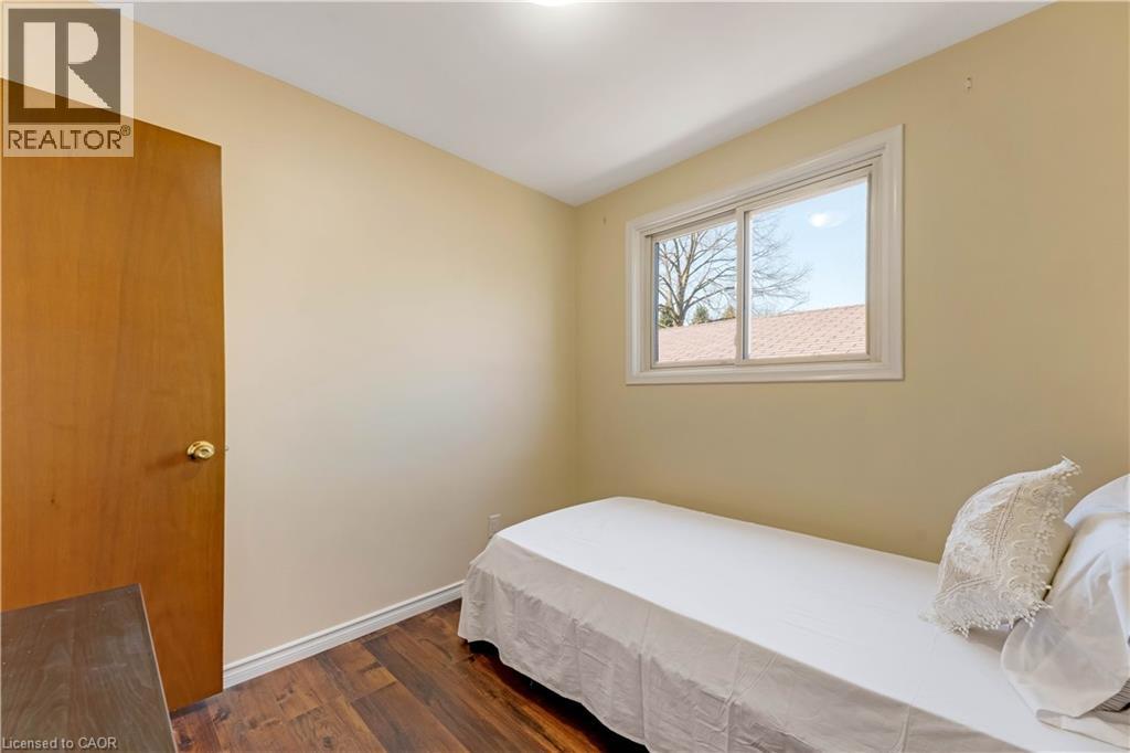 402 LAKEVIEW Drive thumbnail 18