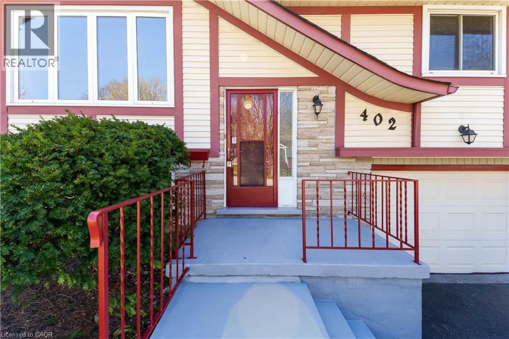 402 LAKEVIEW Drive thumbnail 2