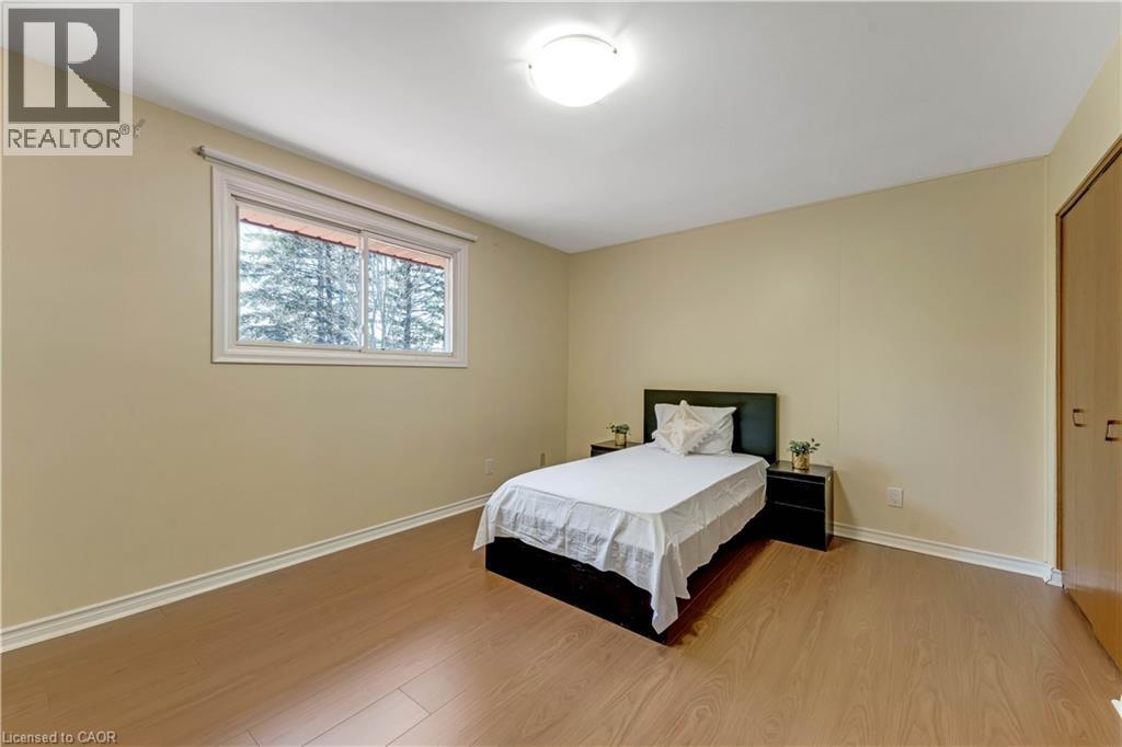 402 LAKEVIEW Drive thumbnail 21