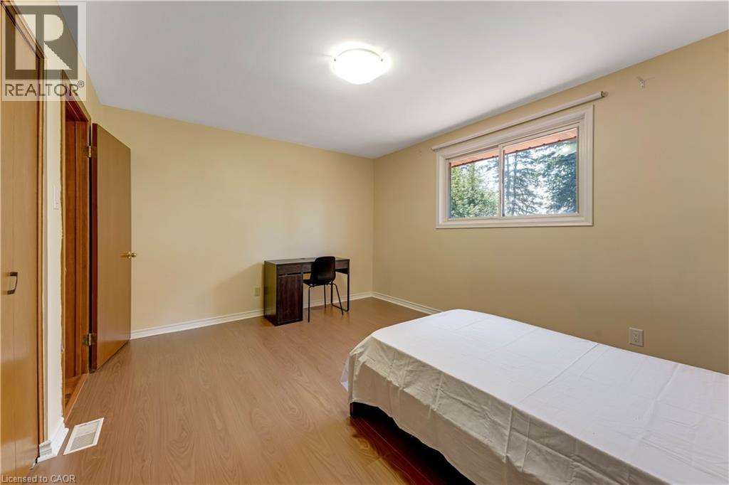 402 LAKEVIEW Drive thumbnail 22