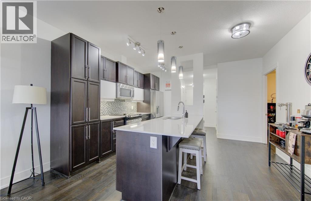 112 BENTON Street Unit# 601 thumbnail 5