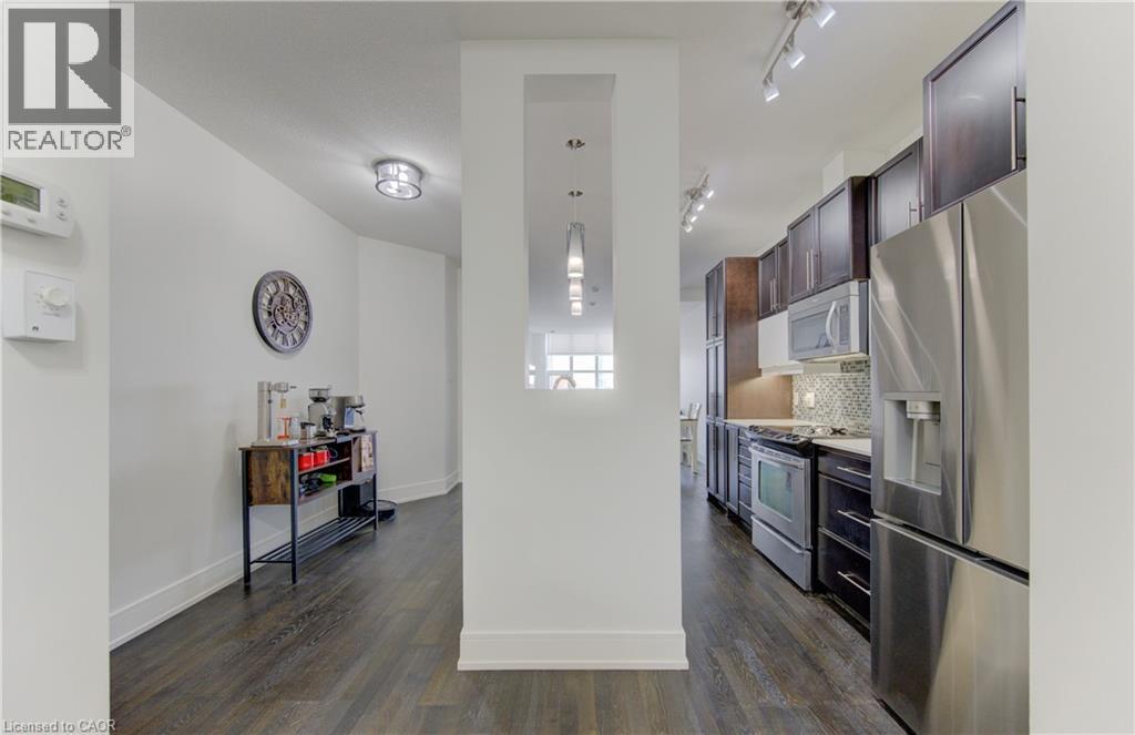 112 BENTON Street Unit# 601 thumbnail 3