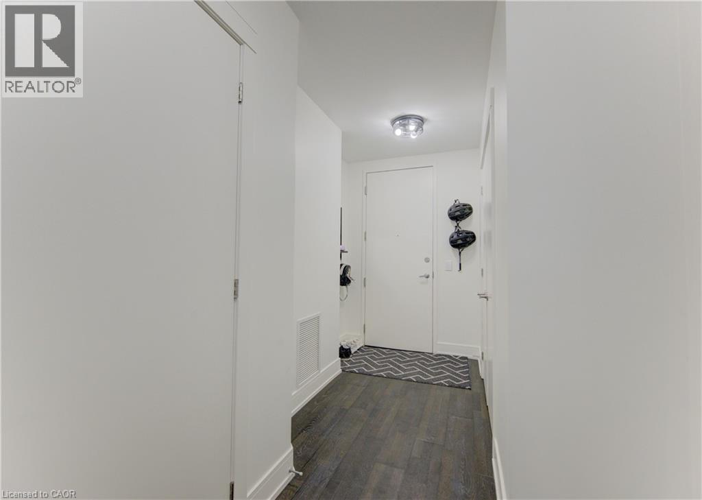 112 BENTON Street Unit# 601 thumbnail 2