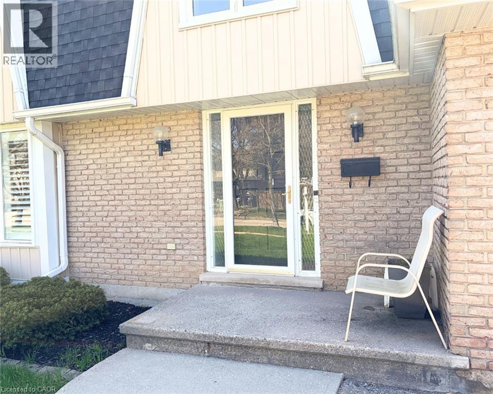 111 MANOR Drive thumbnail 2