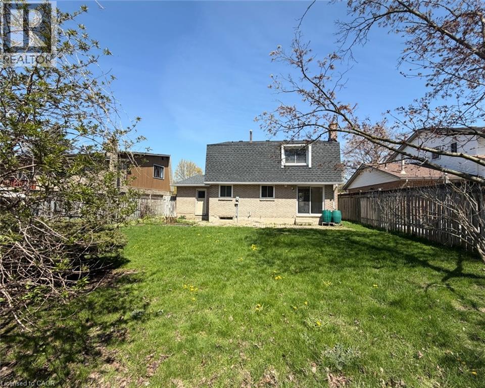111 MANOR Drive thumbnail 46