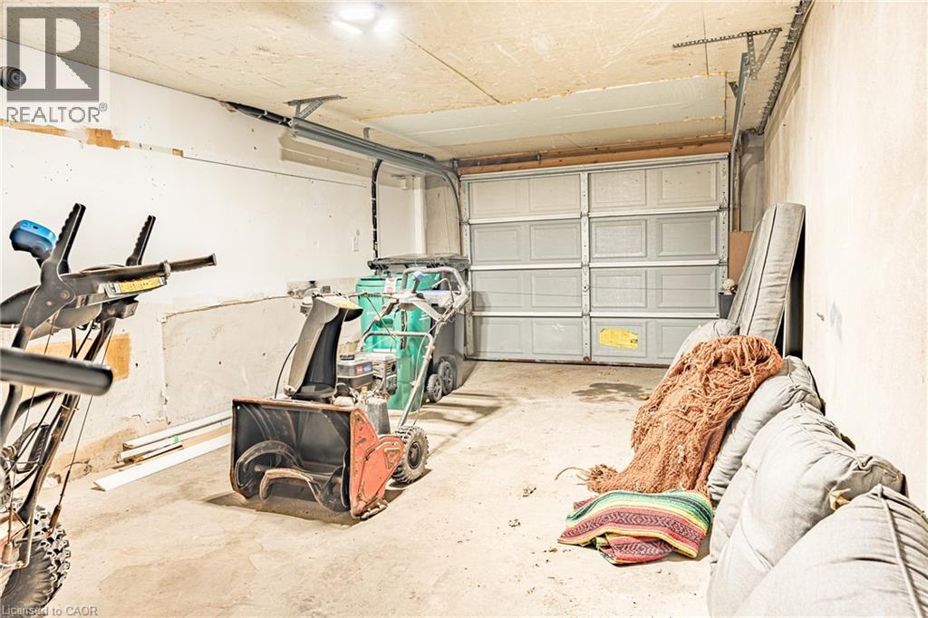 643 ALBERT Street Unit# 2 thumbnail 24