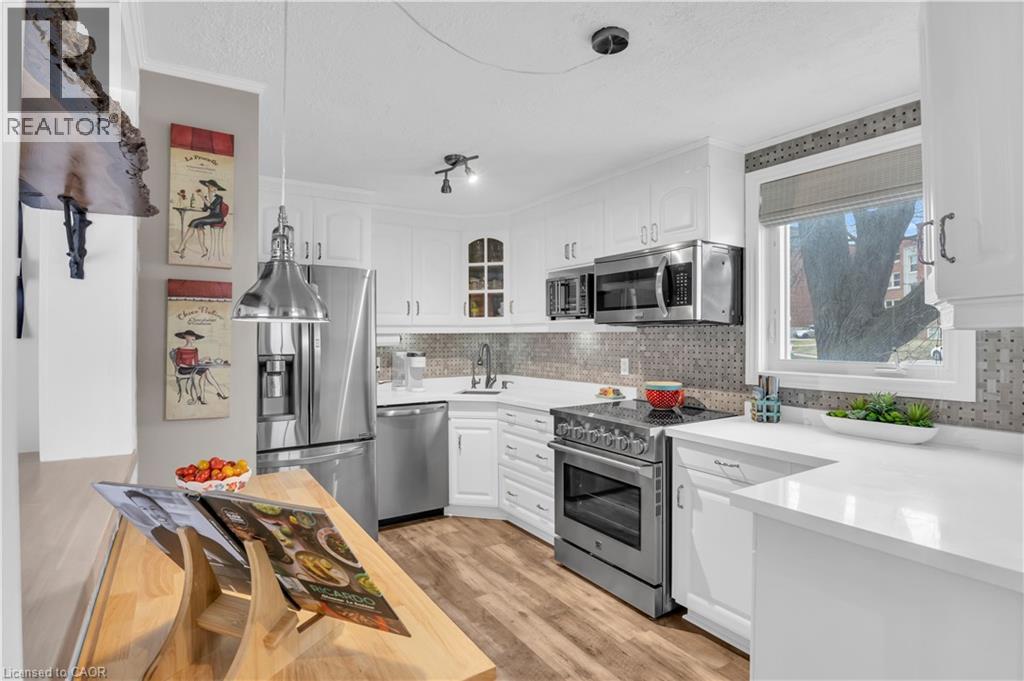 296 WEBER Street E thumbnail 6