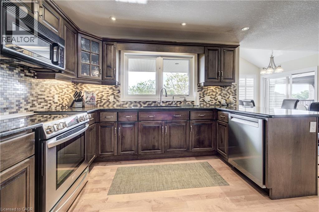 135 GERBER MEADOWS Drive thumbnail 18