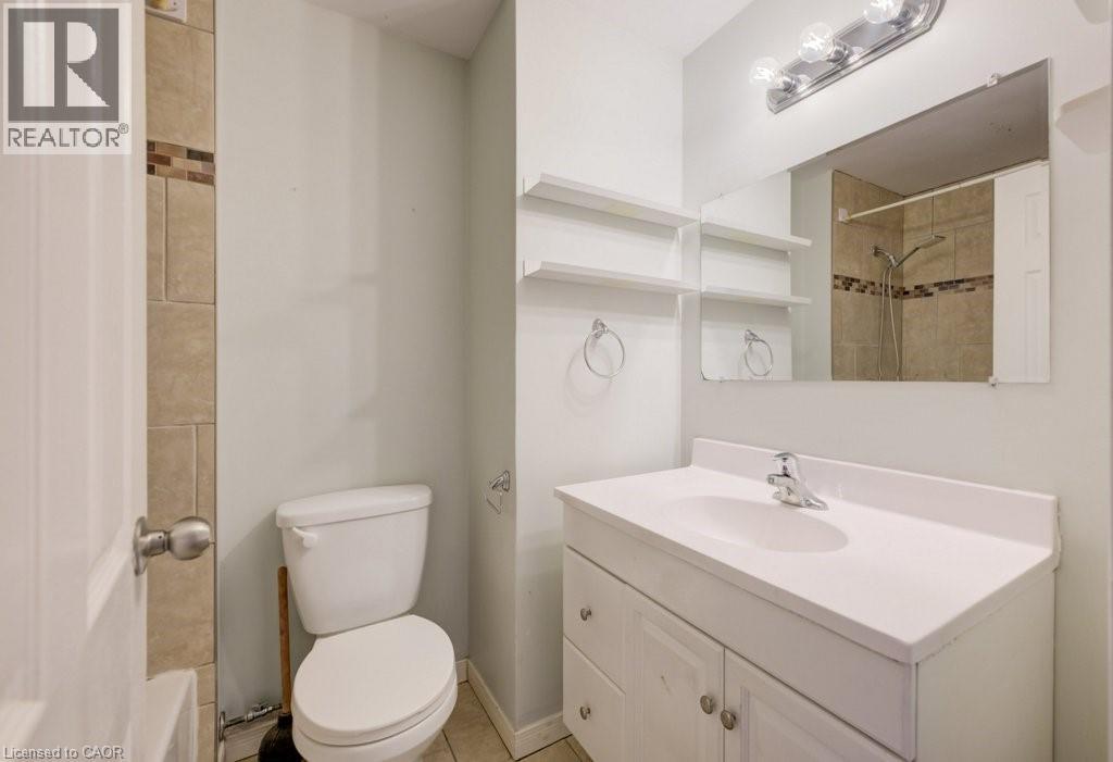 151 FRANKLIN Street N thumbnail 19