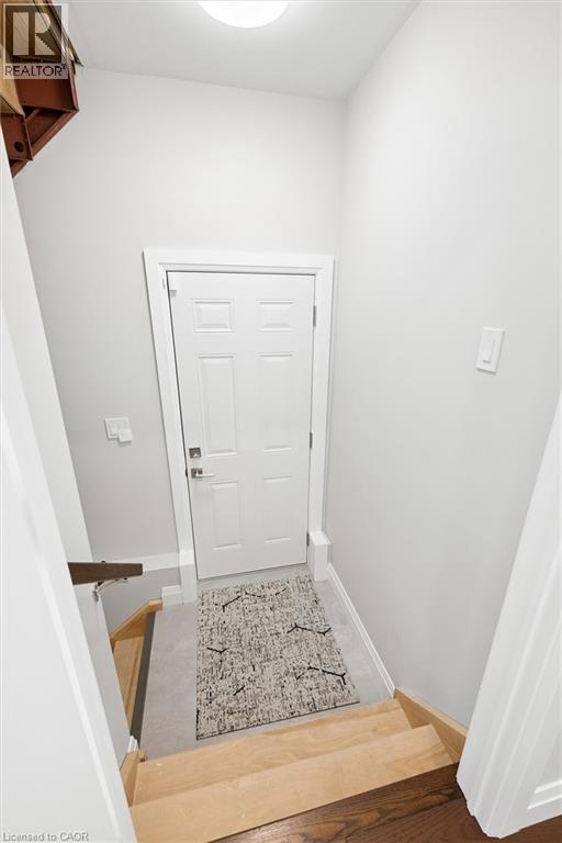 445 GARDEN Street thumbnail 33