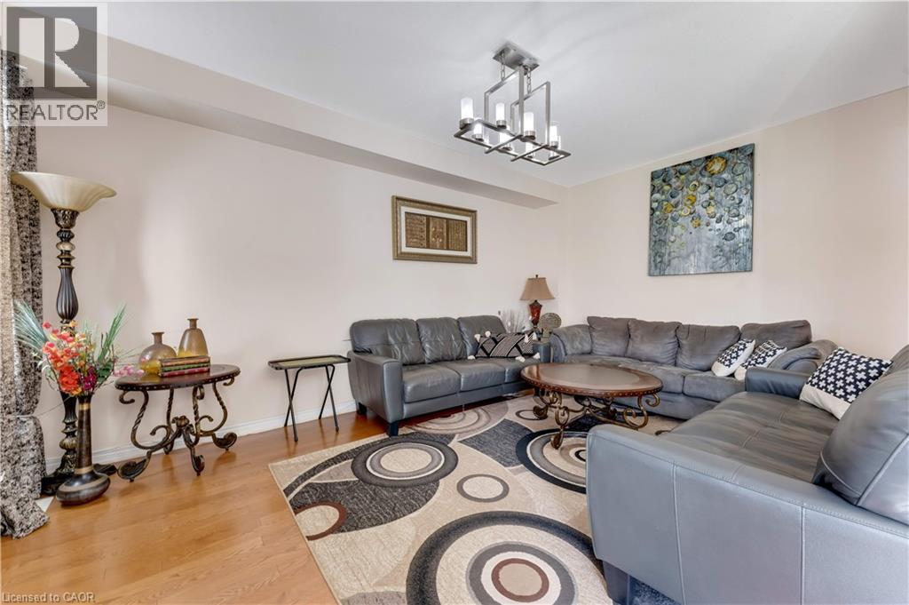 667 LINDEN Drive thumbnail 11