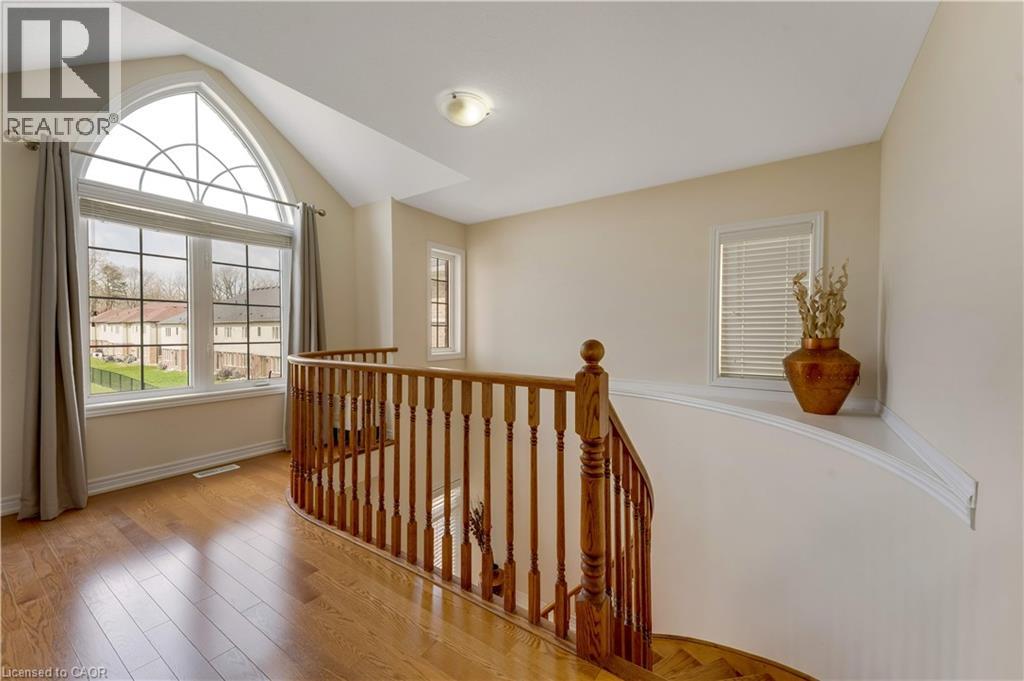 667 LINDEN Drive thumbnail 20