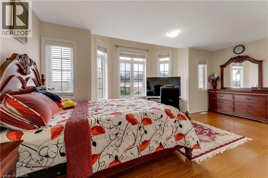 667 LINDEN Drive thumbnail 22