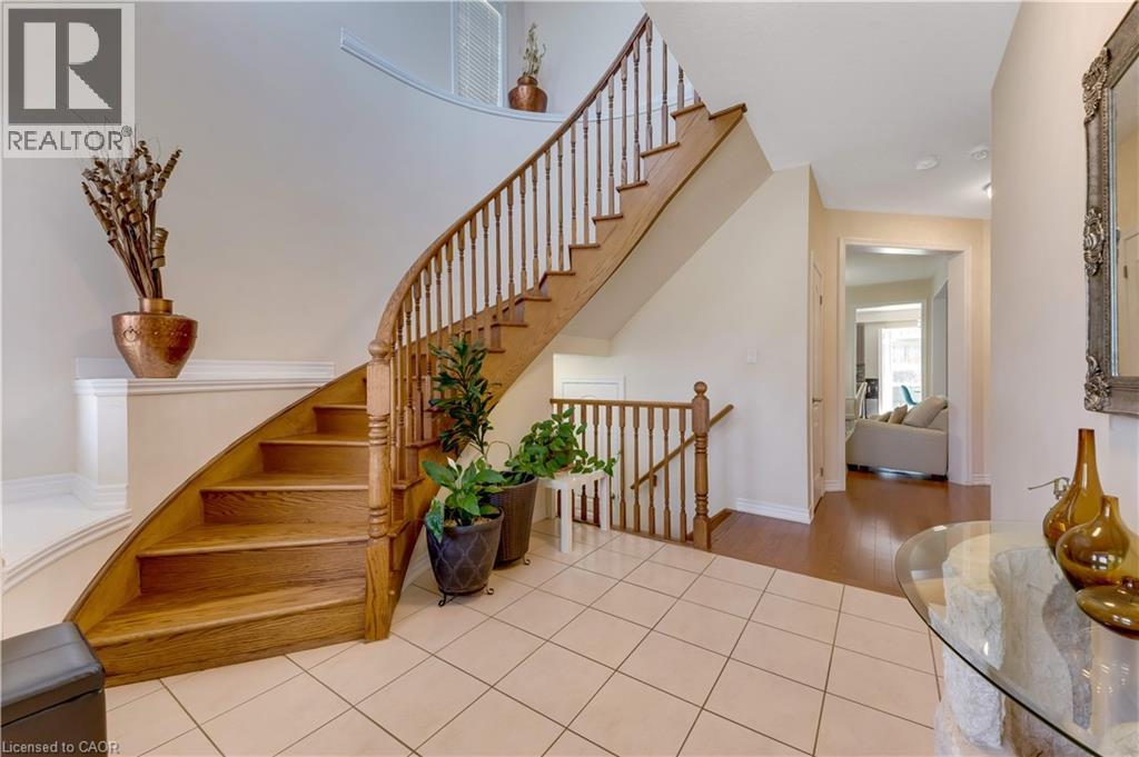 667 LINDEN Drive thumbnail 3