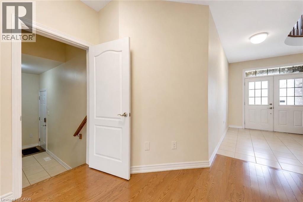 667 LINDEN Drive thumbnail 37
