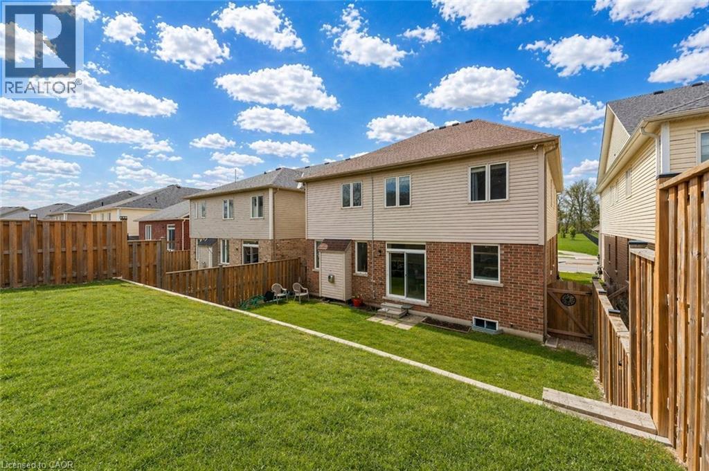 667 LINDEN Drive thumbnail 41