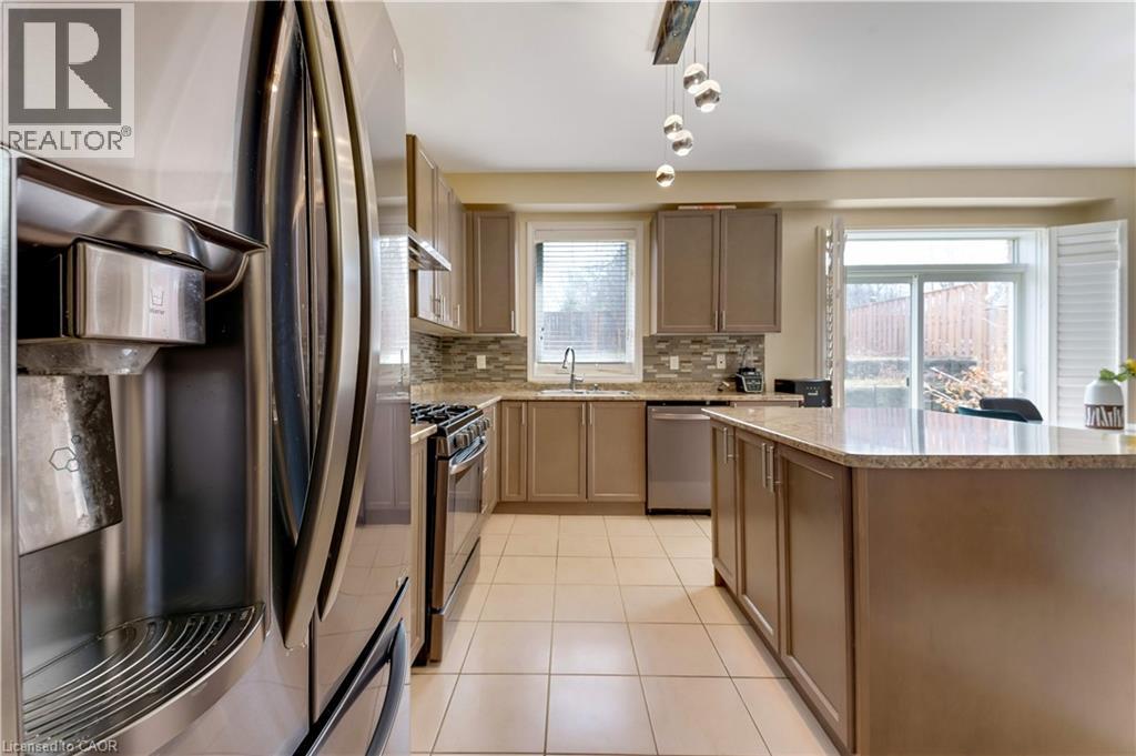 667 LINDEN Drive thumbnail 9