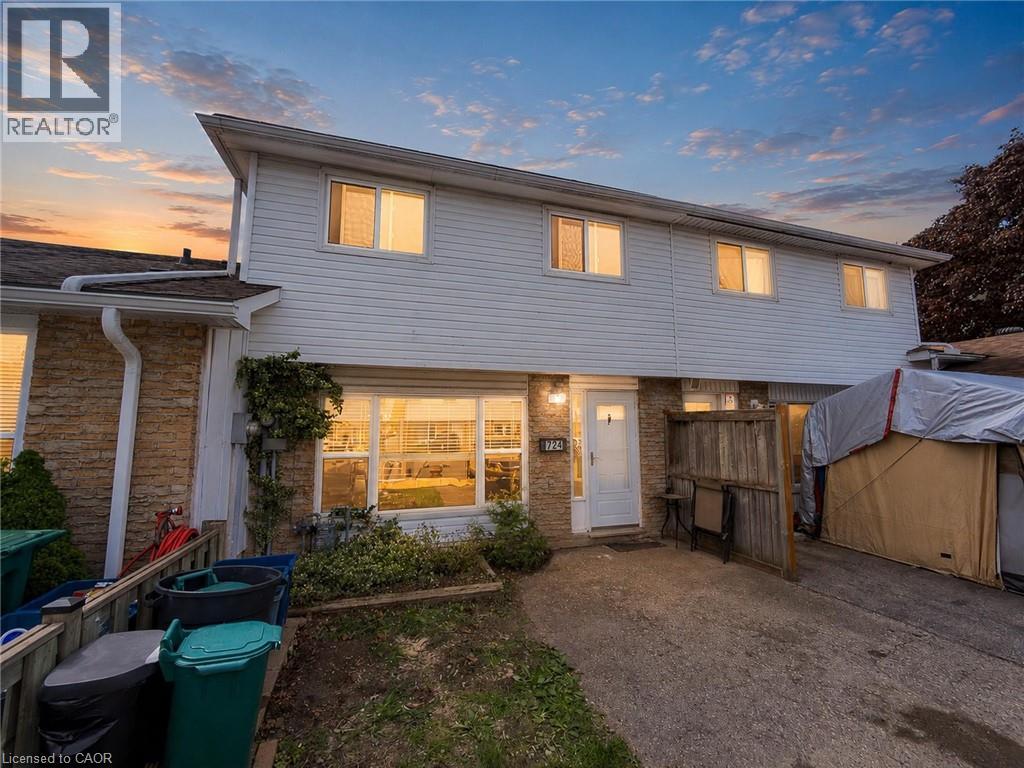 724 PARKVIEW Crescent thumbnail 3