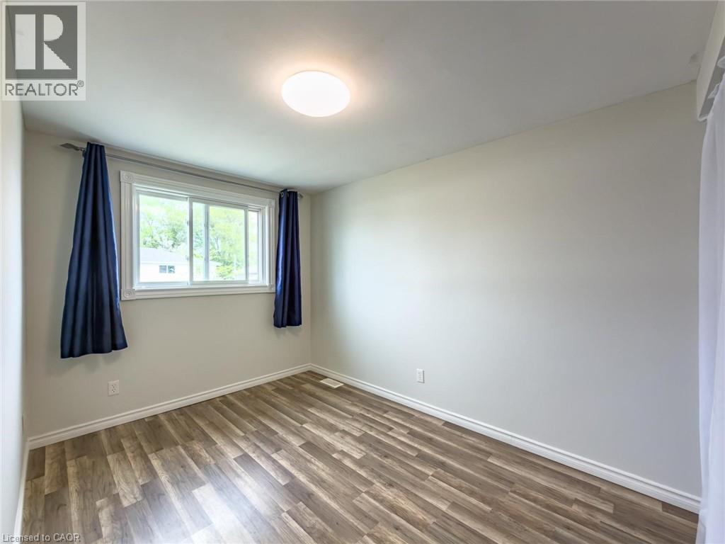 724 PARKVIEW Crescent thumbnail 21
