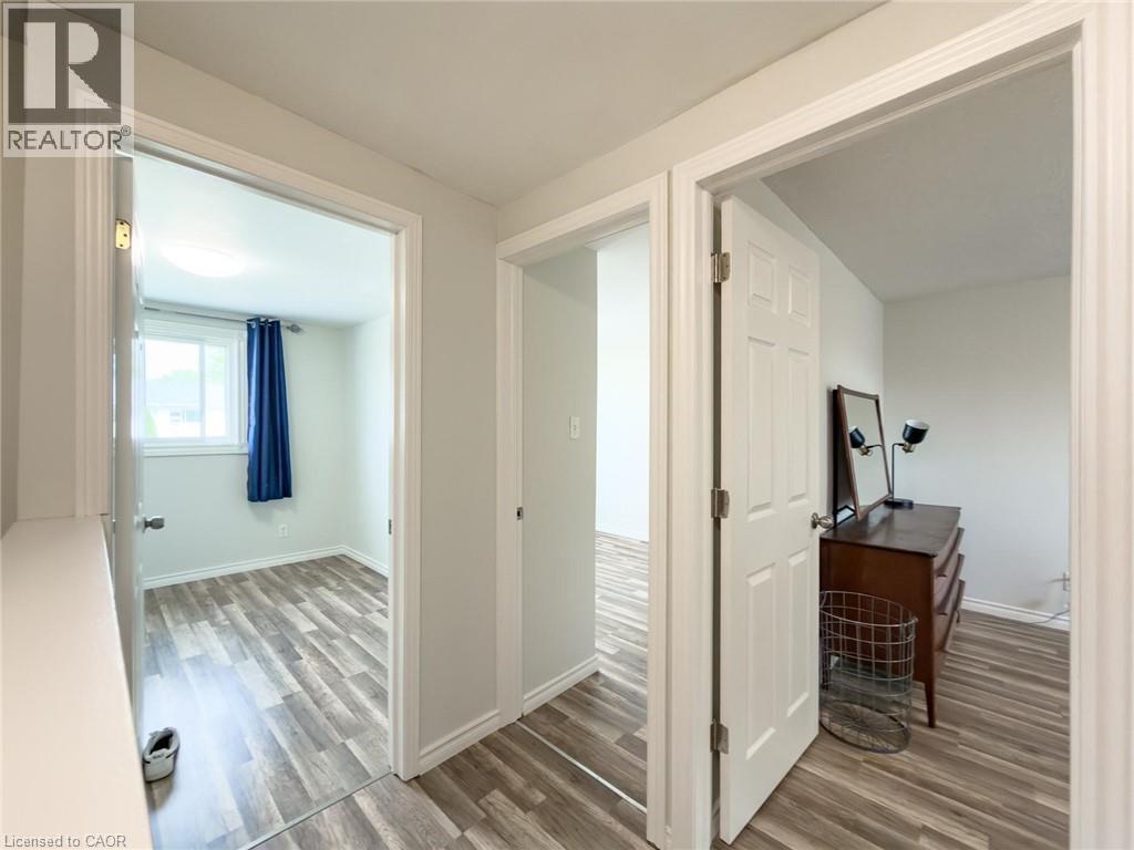 724 PARKVIEW Crescent thumbnail 15