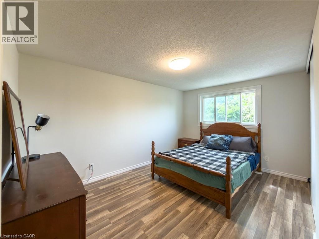 724 PARKVIEW Crescent thumbnail 17