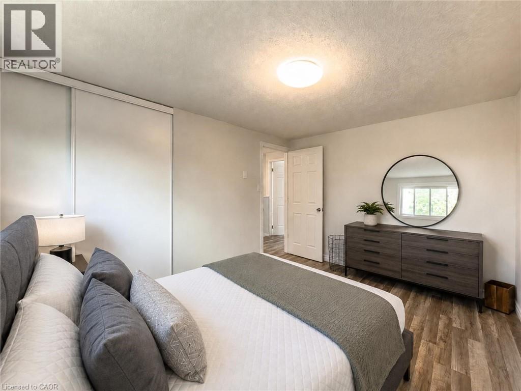 724 PARKVIEW Crescent thumbnail 18