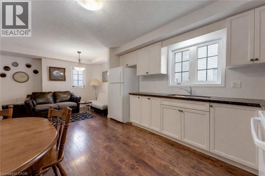 931 GLASGOW Street Unit# 5B thumbnail 6