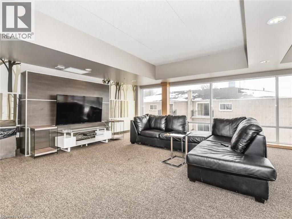 8 HICKORY Street W Unit# 1105 thumbnail 19