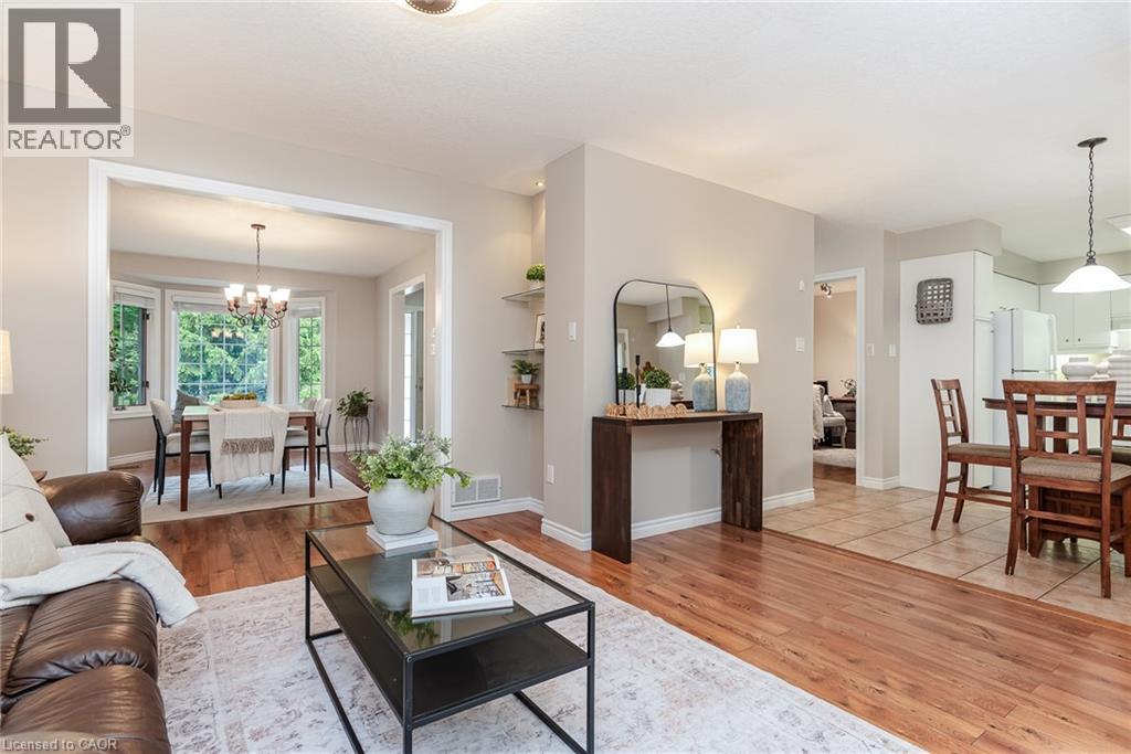 128 EBY Crescent thumbnail 11
